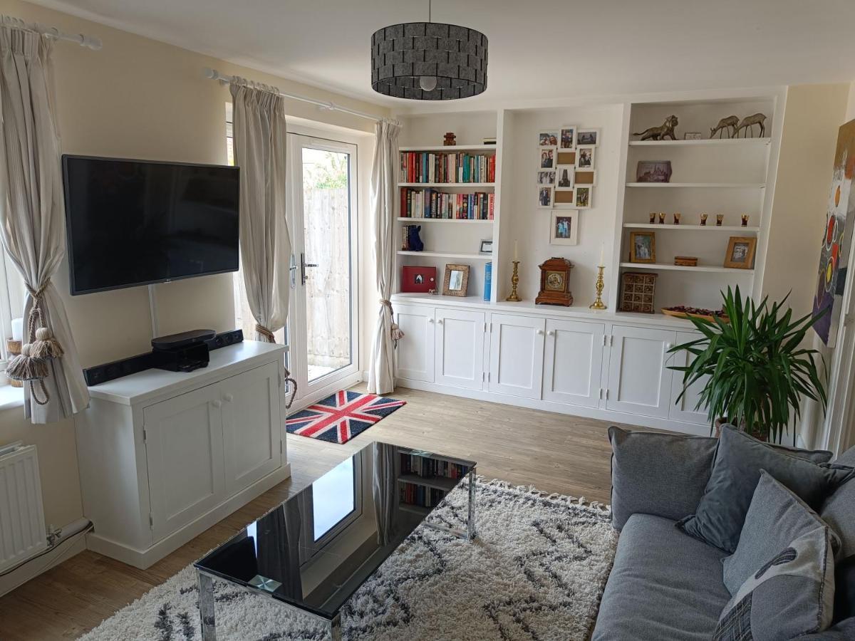 3 Bedroom Townhouse Near Bicester Village Eksteriør billede